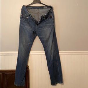 Tommy Bahama Standard Blue Jeans